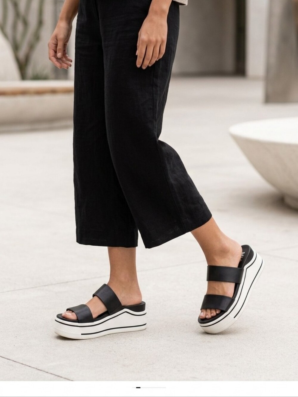 Mia Ozzie Platform Slip On Women's Black Platform Sandals Size.9.5M